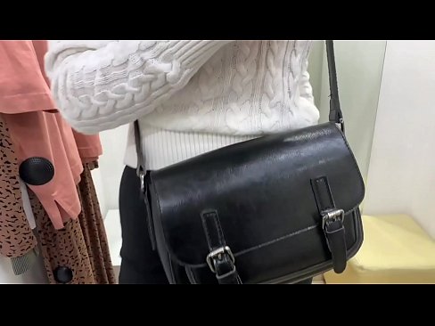 ❤️ Noore ämma FeralBerry avalik masturbeerimine dildoga riietusruumis ❤️ Porno at et.rionews.top